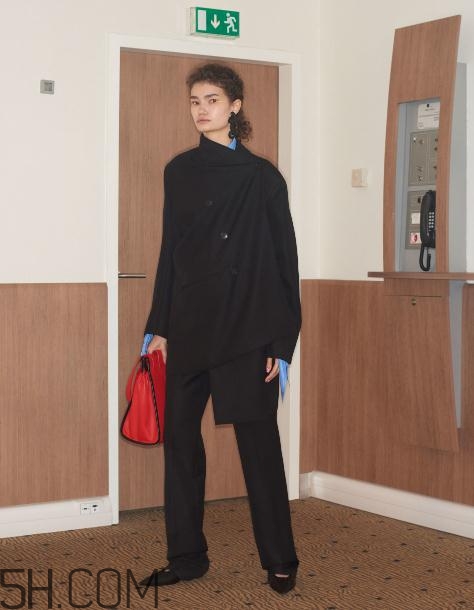 balenciaga巴黎世家2018度假系列怎么樣_好看嗎？