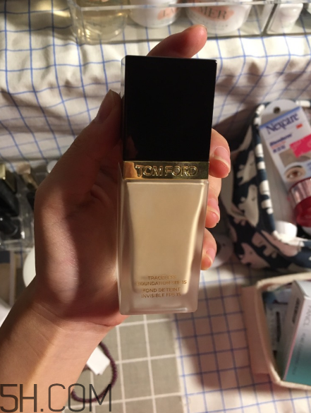 tom ford無痕裸透輕薄方管粉底液怎么樣 測評