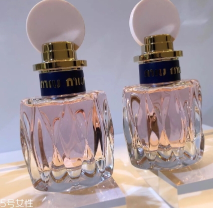 miumiu2018粉色香水好聞嗎？和舊款香水哪個更好聞