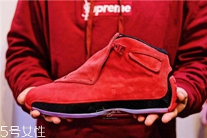 air jordan 18 toro大紅配色發(fā)售時(shí)間_實(shí)物曝光