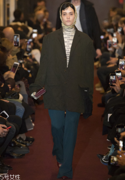 vetements2018秋冬系列服裝怎么樣_好看嗎？