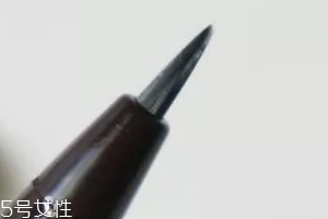 液體眉筆有什么缺點(diǎn)？不易操作不適合新手