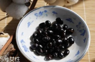 黑豆泡醋用生豆還是熟豆？熟不熟都可以