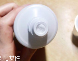 sk2氨基酸洗面奶怎么樣？能洗掉淡妝