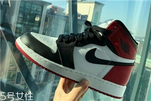 aj 1黑腳趾多少錢？aj 1黑腳趾市場(chǎng)價(jià)格