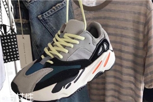 yeezy 700偏碼嗎？yeezy 700碼數正常嗎