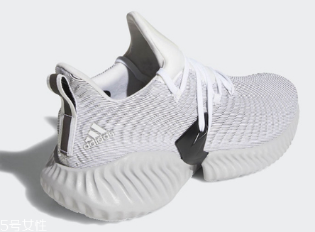 adidas alphabounce instinct什么時(shí)候發(fā)售？