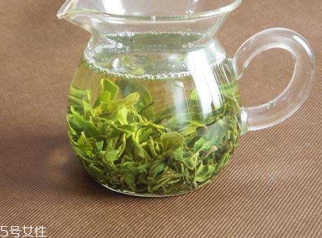 日照綠茶哪個(gè)牌子好？日照綠茶怎么辨別好壞