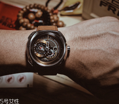 sevenfriday真假對比 一眼分辨手表真假