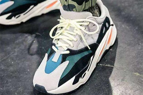 yeezy 700能水洗嗎 不要泡在水里