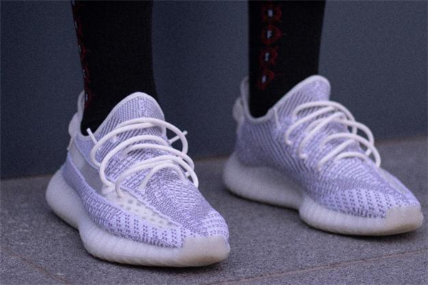 yeezy 350 static貨量 不太好搶