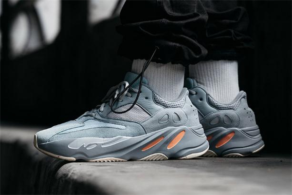 yeezy 700 inertia什么時候發(fā)售 實物首次曝光