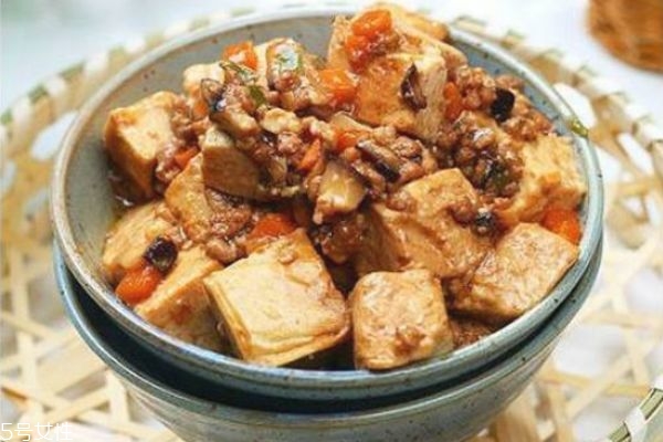 怎么做豆腐好吃又簡(jiǎn)單 家常豆腐的做法