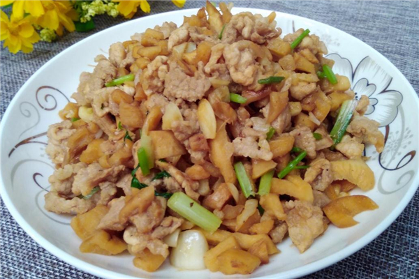 蘿卜干炒肉的做法 開(kāi)胃家常菜