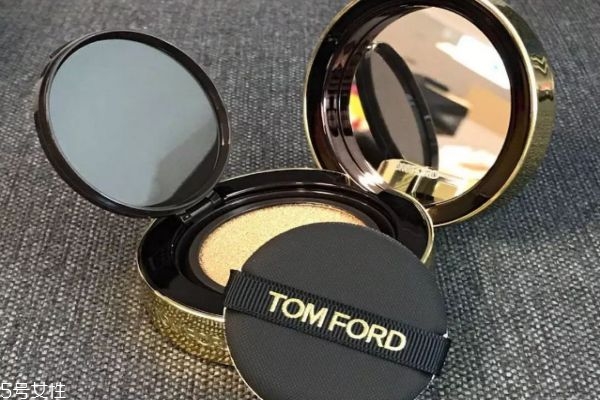 tf氣墊好用嗎 tom ford氣墊粉底適合什么膚質(zhì)