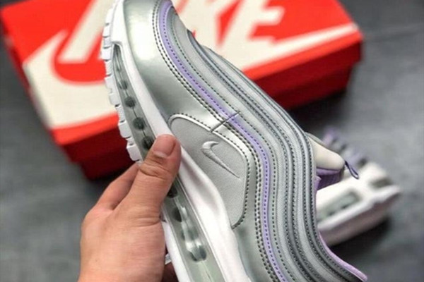 耐克AirMax97銀紫配色細節(jié)測評 個性又時尚的鞋子