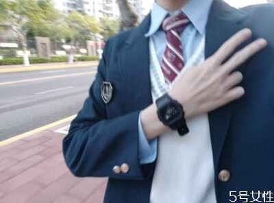 dk制服是什么意思 dk制服和jk制服有什么區(qū)別