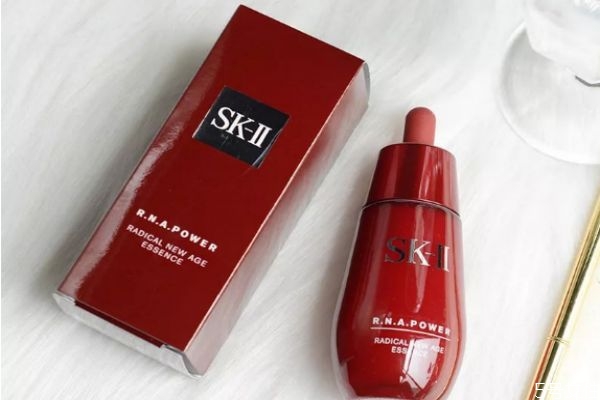 sk2小紅瓶適合什么膚質(zhì) sk2小紅瓶精華的功效