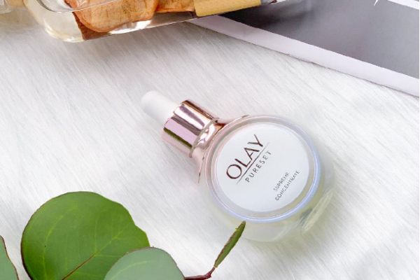 olay流光瓶真的好用嗎 olay流光瓶使用方法