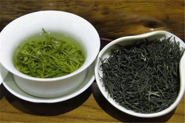 綠茶可以做奶茶嗎 綠茶和什么一起泡最好