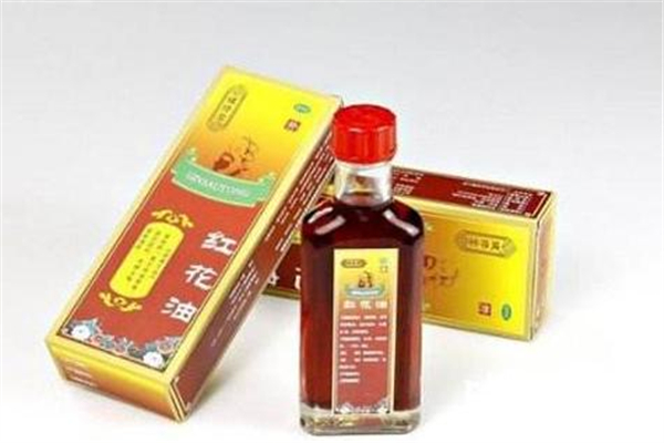 紅花油在扭傷后多久可以用 紅花油使用注意事項(xiàng)