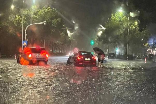 杭州暴雨:有車庫被淹 暴雨車庫被淹保險賠嗎