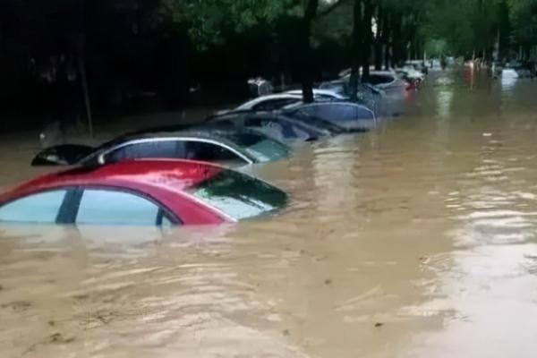 暴雨對(duì)人們生活的影響 暴雨對(duì)高鐵有影響嗎